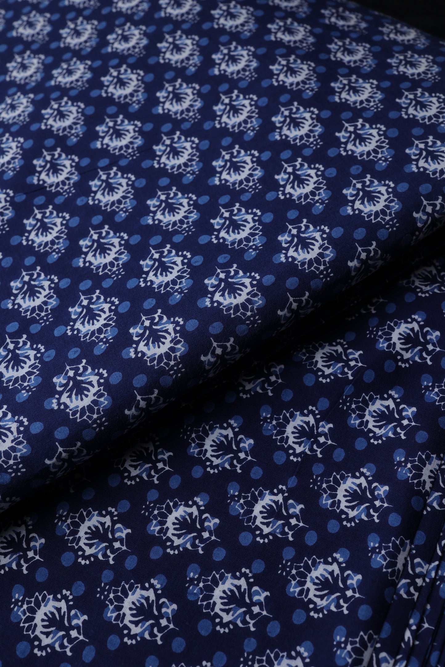 Printed cotton cambric 20