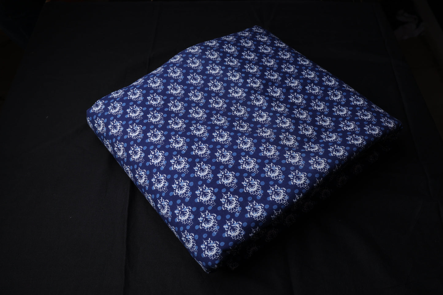 Printed cotton cambric 20